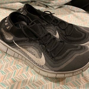 Nike Flyknits